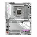 Miniatyrbild 6 av 11: Hörlurarstöd Gigabyte 9MZ89EL7E-00-10