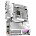 Miniatyrbild 9 av 11: Hörlurarstöd Gigabyte 9MZ89EL7E-00-10