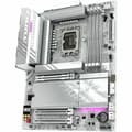 Miniatyrbild 10 av 11: Hörlurarstöd Gigabyte 9MZ89EL7E-00-10