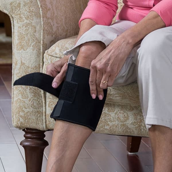 ACUPRESSURE BAND VÄHENTÄÄ POLVIKIPUA BEAKTIIVISESTI