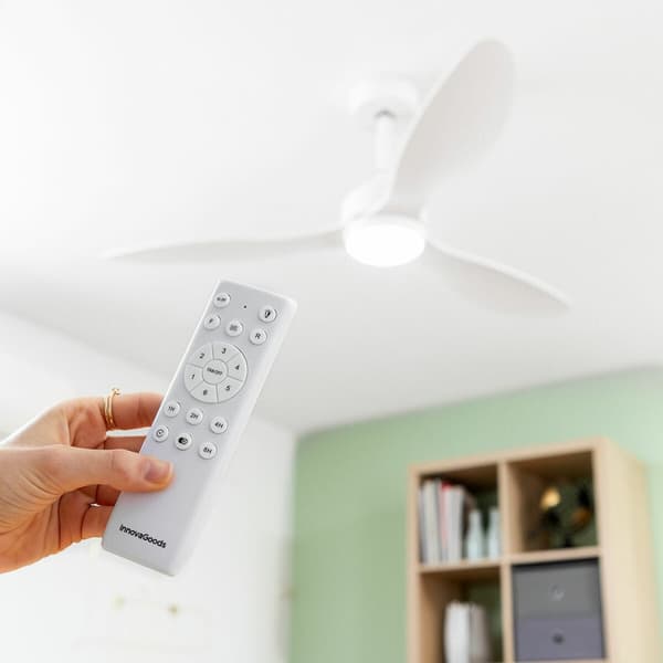 Takvifte med LED lys og 3 blader av ABS- plast Flaled InnovaGoods Hvit 36 W 52" Ø132 cm