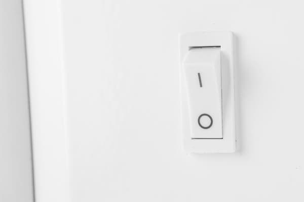 Sähkökonvektori lämmitin 1000W, IP24