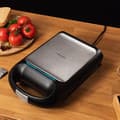 Miniatyrbild 5 av 5: Cecotec Smörgåsmaskin Rock'nToast Family Waffle. 1500 W, Kapacitet 4 våfflor, Non-stick beläggning, 180° roterande system, Värme