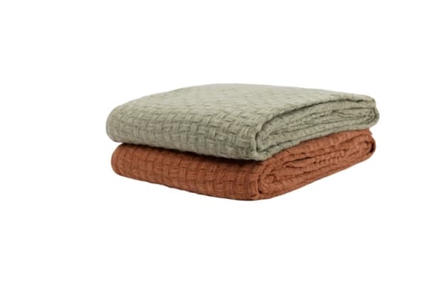 Domoletti Domoletti Acrylic Waffle Throw 158X138 Cm