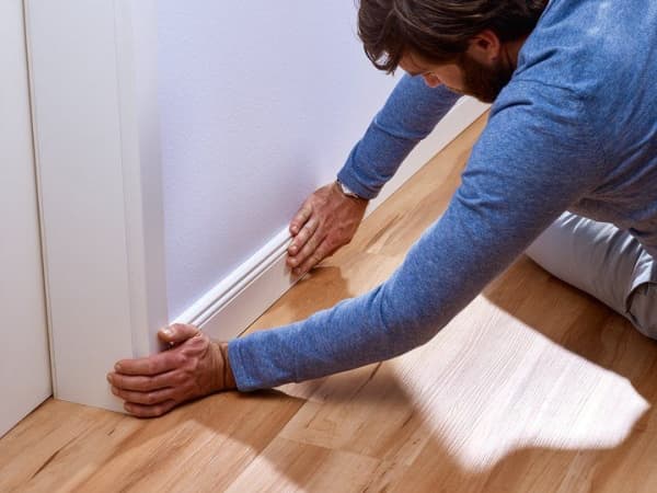 TESA DOUBLE-SIDED POWERBOND TAPE 5m x 19mm FOR WALLPAPER AND PLASTER