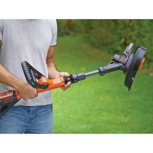 BLACK &amp; DECKER POWERCOMMAND  18V LITHIUM Trådlös 30cm strängtrimmer - 4Ah - 1 batteri - 1 spole 10m 1,6 mm linje - 1 laddare