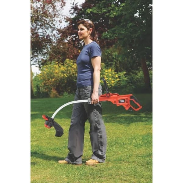 BLACK & DECKER 700W 33cm elektrisk strängtrimmer GL7033