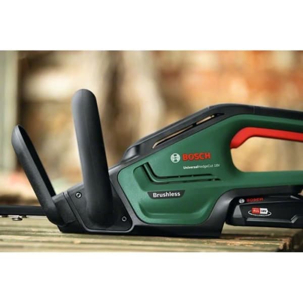 UniversalHedge Cut 18-55 sladdlös häcksax med 2 Bosch batterier