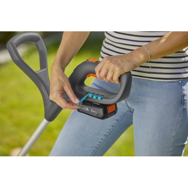 Gardena SmallCut 23/18V P4A batteridriven grästrimmer, inkl batteri och laddare