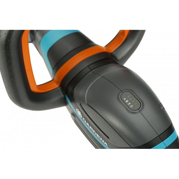 Gardena ComfortCut 50 18V P4A batteridriven häcksax, inkl 2,6 Ah batteri