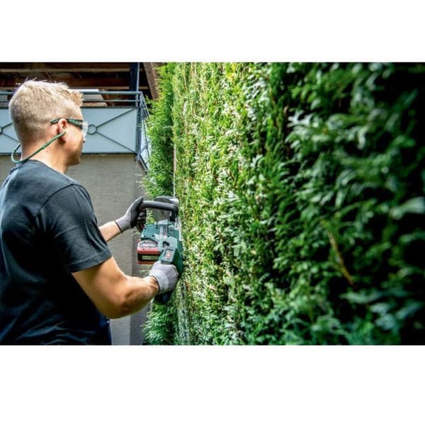 METABO HS 18 LTX BL 55 häcksax - Utan batteri eller laddare - Guide 50 cm - 601722850
