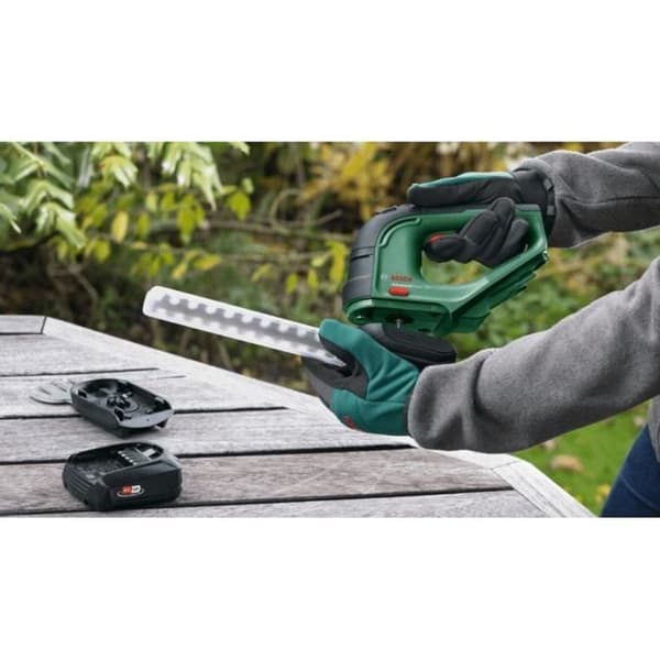 Sax - BOSCH - AdvancedShear 18 - Trimma, skära och klippa - Batteridriven - Grön