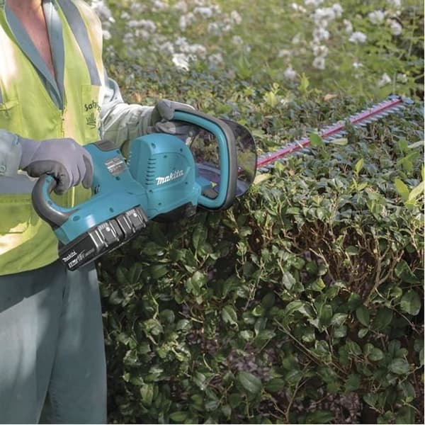36 V (2x18V) 55 cm Li-Ion häcksax (utan batteri och laddare) - MAKITA - DUH551Z