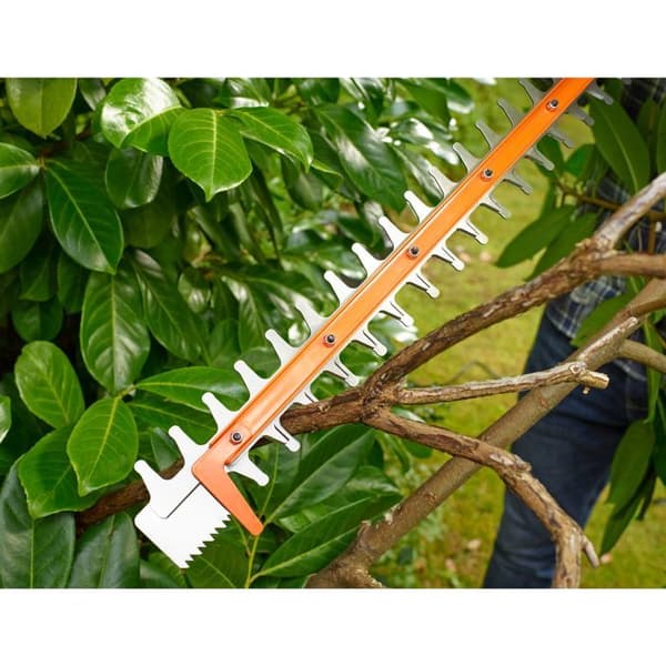 BLACK + DECKER BEHTS401-QS 500W 55cm elektrisk häcksax med 2 handtag och skydd, asymmetriskt blad