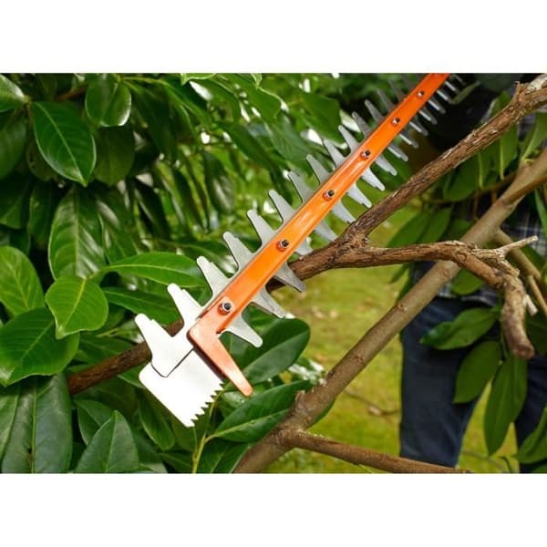 Häcksax med sladd - SVART+DECKARE - BEHTS451-QS - 550 W - 60 cm - Sågbladsspets
