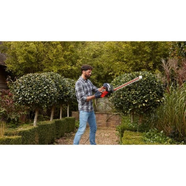 Häcksax med sladd - SVART+DECKARE - BEHTS451-QS - 550 W - 60 cm - Sågbladsspets
