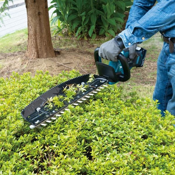 Sladdlös häcksax - MAKITA - DUH506Z - Optimalt blad - BL1860B 6,0 Ah batteri - 2,9 kg