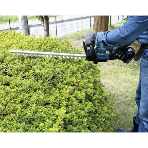 Sladdlös häcksax - MAKITA - DUH506Z - Optimalt blad - BL1860B 6,0 Ah batteri - 2,9 kg