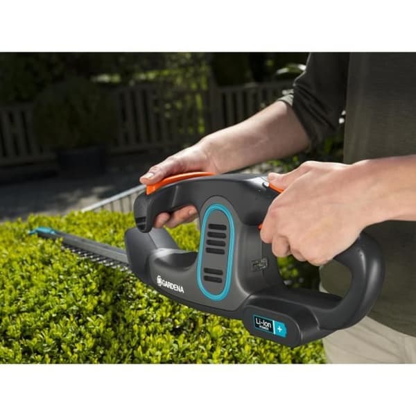 GARDENA EasyCut Li-14/40 häcksax
