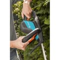 Pikkukuva 3 / 4: GARDENA sähköinen pensasleikkuri - ComfortCut 600/55 - 600W - 55 cm - ErgoLine-kahva - Suojaava pysäytys