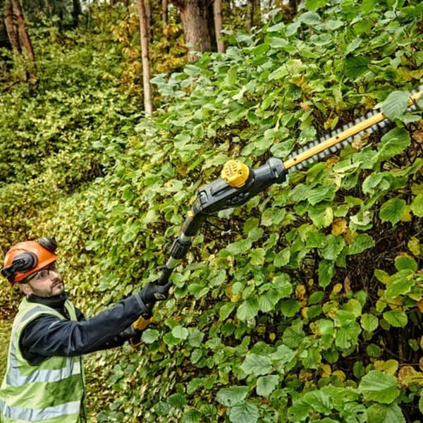 Stångmonterad häcksax - DEWALT - DCMPH566N-XJ - 18V - 180° justerbart huvud - 3,35 m
