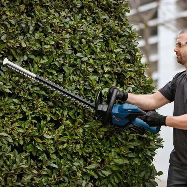 Häcksax - Bosch - GHE 18V-60 - Borstlös motor - Klippkapacitet 20 mm - Antiblockeringssystem