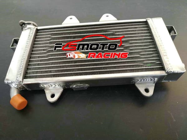 KTM 390 Duke RC390 Aluminium Radiator, Passer til 2013-2016 modeller, Holdbar konstruktion, Motorstørrelse 373,2 cc