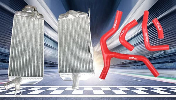 Aluminiumradiator & Silikoneslange, Forbedret Køleeffektivitet, Holdbar Konstruktion,Rød