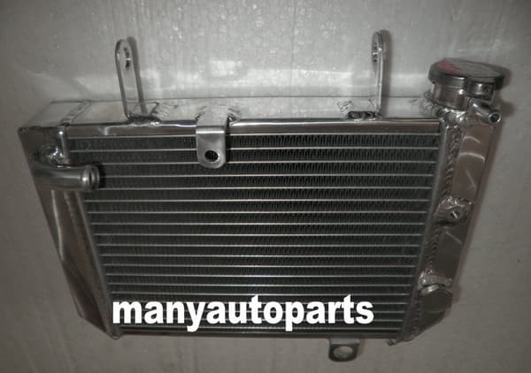 Honda CBR150 Aluminium Radiator, Øget Kølekapacitet, Holdbar Tungt Design, TIG Svejset Konstruktion