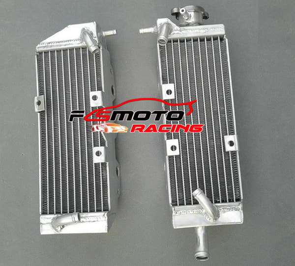 Aluminiumkylare för Suzuki RM250, perfekt passform för modellerna 1993-1995, lätt konstruktion, förbättrad kylningseffektivitet.