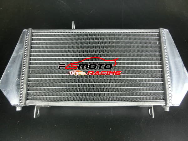 Aluminiummotorcykelkylare, tre-radig design, optimerad kylning, hållbar konstruktion