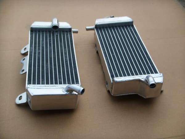 Aluminiumkylare, designad för Yamaha YZF450/YZ450F, lätt konstruktion, optimal kylprestanda