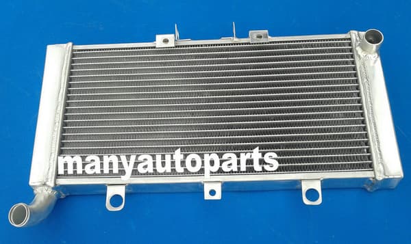 Aluminiumkylare för HONDA CB1300, Förbättrad kylkapacitet, Tungt designad, Precision TIG-svetsning