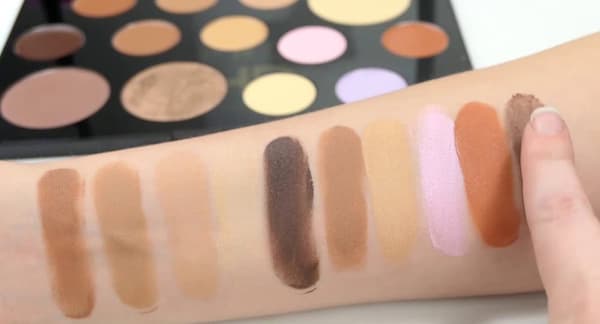 Revolution Pro HD Palette The Face Works Medium / Dark