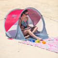 Miniatyrbild 3 av 11: NC3142 RÖD-GRÅ SJÄLVFÖRDRAGANDE STRANDTÄLT NILS CAMP-GOLV
