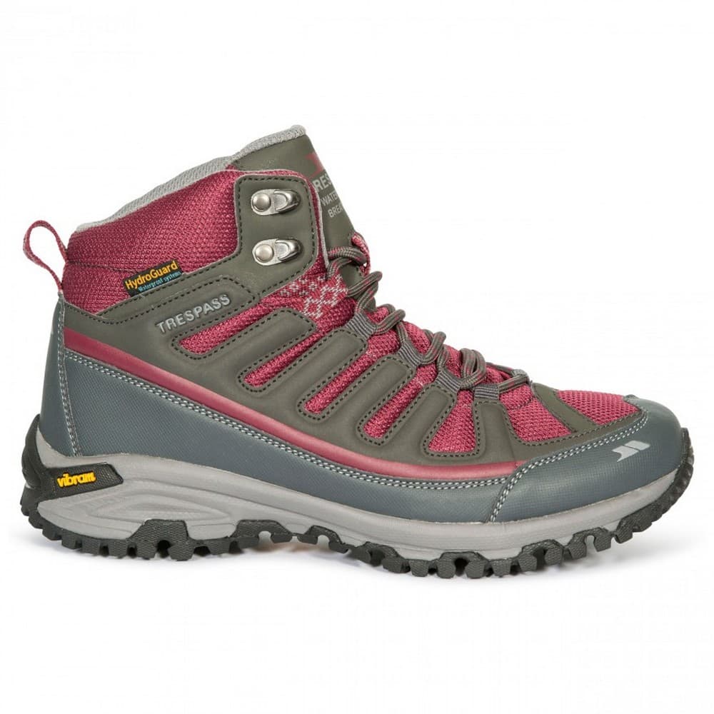 ladies walking boots trespass