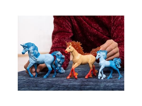 Schleich Elementa Fire Unicorn Stallion