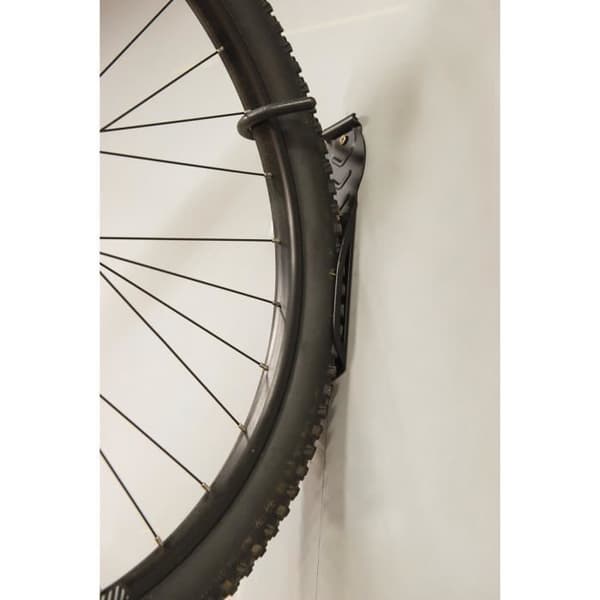 Vägghängt cykelställ