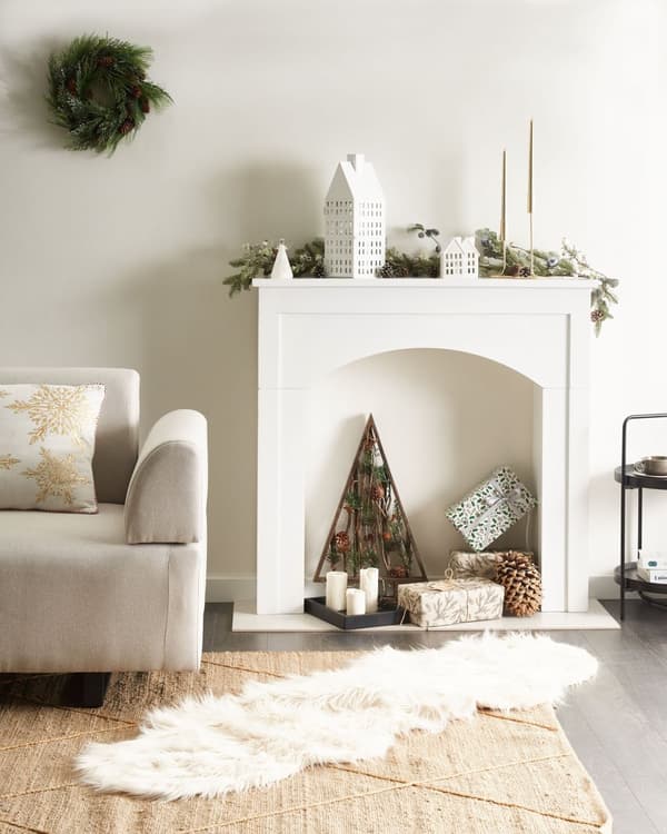 Pejsehylde Hvid MDF 110 x 23 x 106 cm Traditionel og landlig stil Pejs Stue Interiør