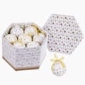 Miniatyrbild 1 av 3: Julgranskulor Vit Gyllene Papper Polyfoam 7,5 x 7,5 x 7,5 cm (14 antal)