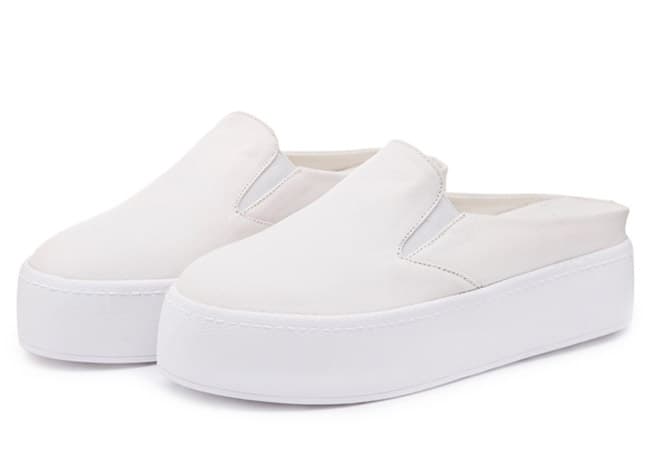 Sneakers i vit