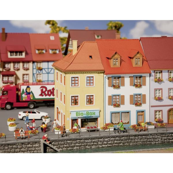 Småstadshus H0 Faller 130496