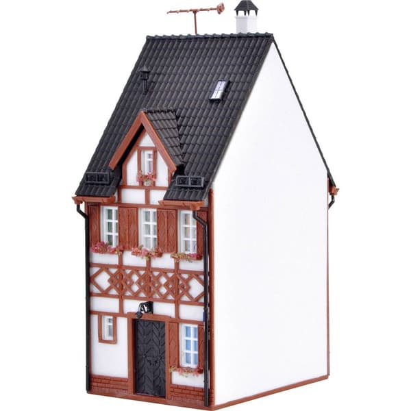 Tudor-stil hus Bahnhofstrasse 17 H0 Vollmer 43673