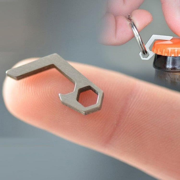 Mini Pullonavaaja avaimenperä - Maailman pienin?