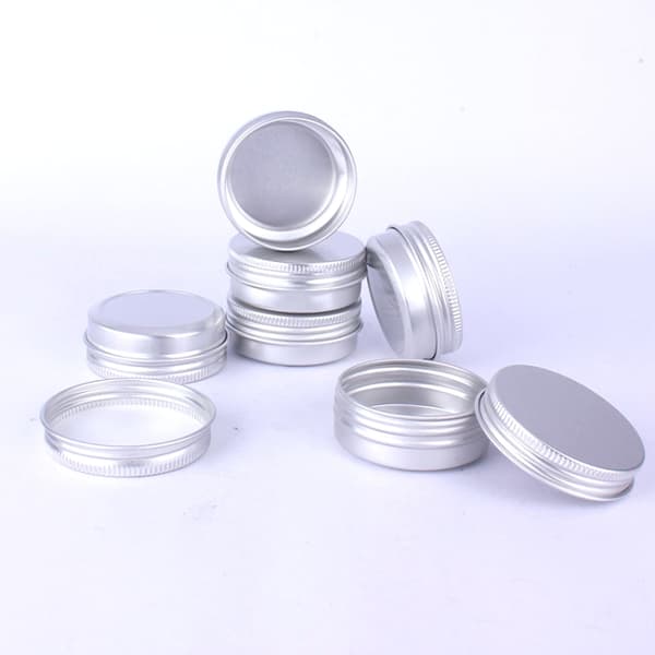 Aluminiumsboks med lokk 27x56mm