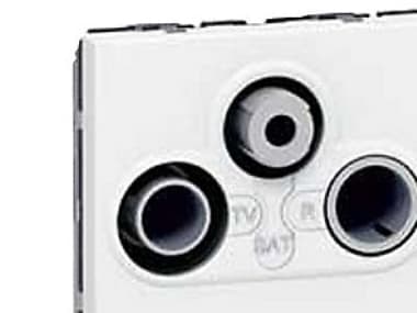 Legrand 0 787 86, Satelliitti + TV + Radio, 2 moduuli(a), Valkoinen, 45 mm, 33 mm, 45 mm