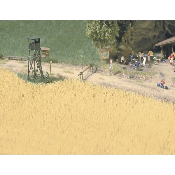 Busch 1204 H0 Vetefält Färdig modell