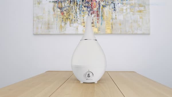 Air&Me Gota ilmankostutin HygroSmart toiminnolla ja kosteussäätimellä, valkoinen