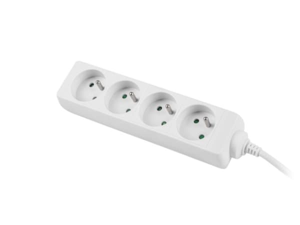Lanberg - Effektband - 2500 Watt - ingång: power CEE 7/7 - utgångskontakter: 4 (CEE 7/5) - 1.5 m sladd - vit