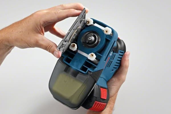 Bosch GSS 18V-10 - Professional Rystepudser - 18V - SOLO - Uden batteri og Lader